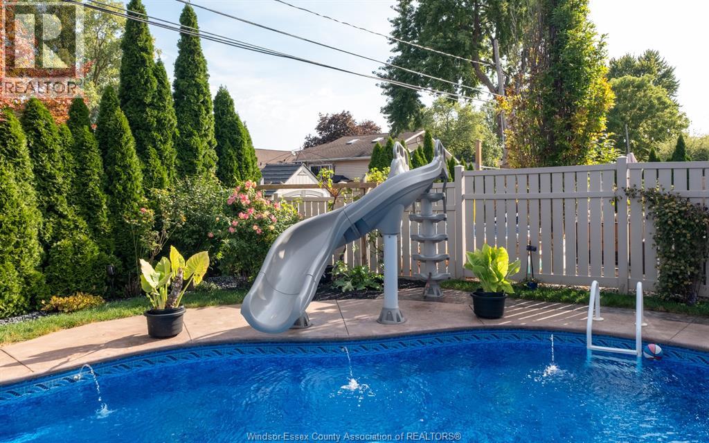 425 Superior, Lasalle, Ontario N9J 3Z5 - Photo 43 - 25028992