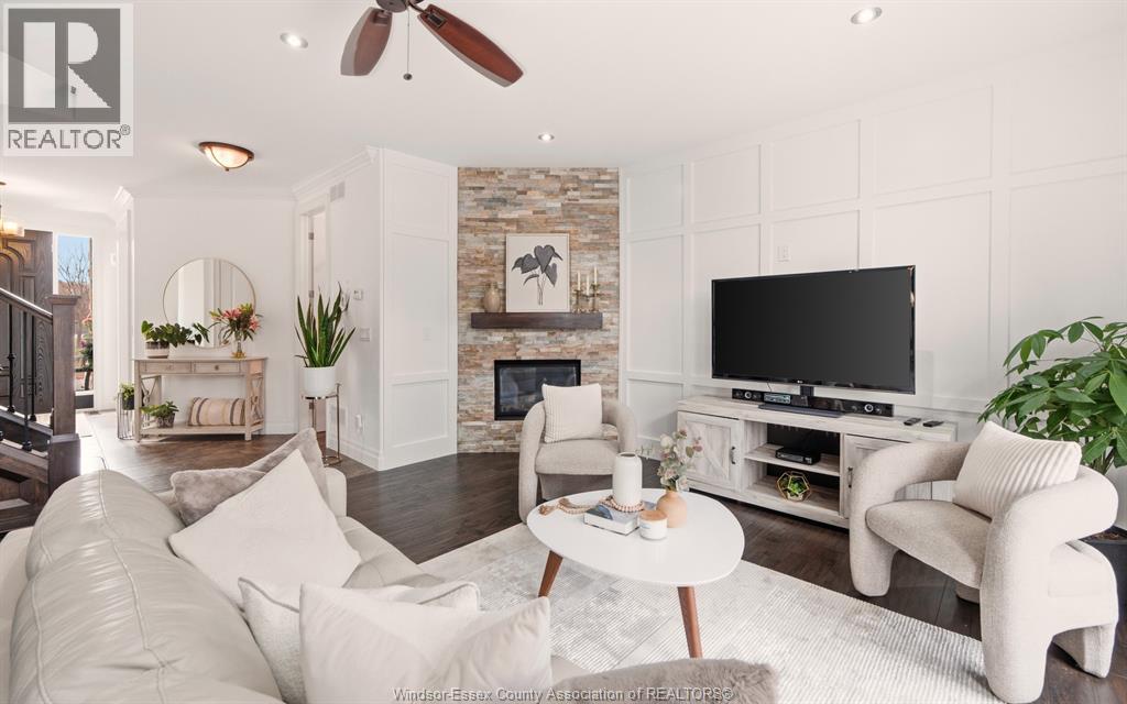 425 Superior, Lasalle, Ontario N9J 3Z5 - Photo 6 - 25028992