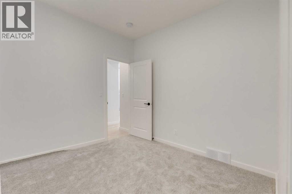 80 Lewisburg Close Ne, Calgary, Alberta  T3P 2N4 - Photo 11 - A2268523