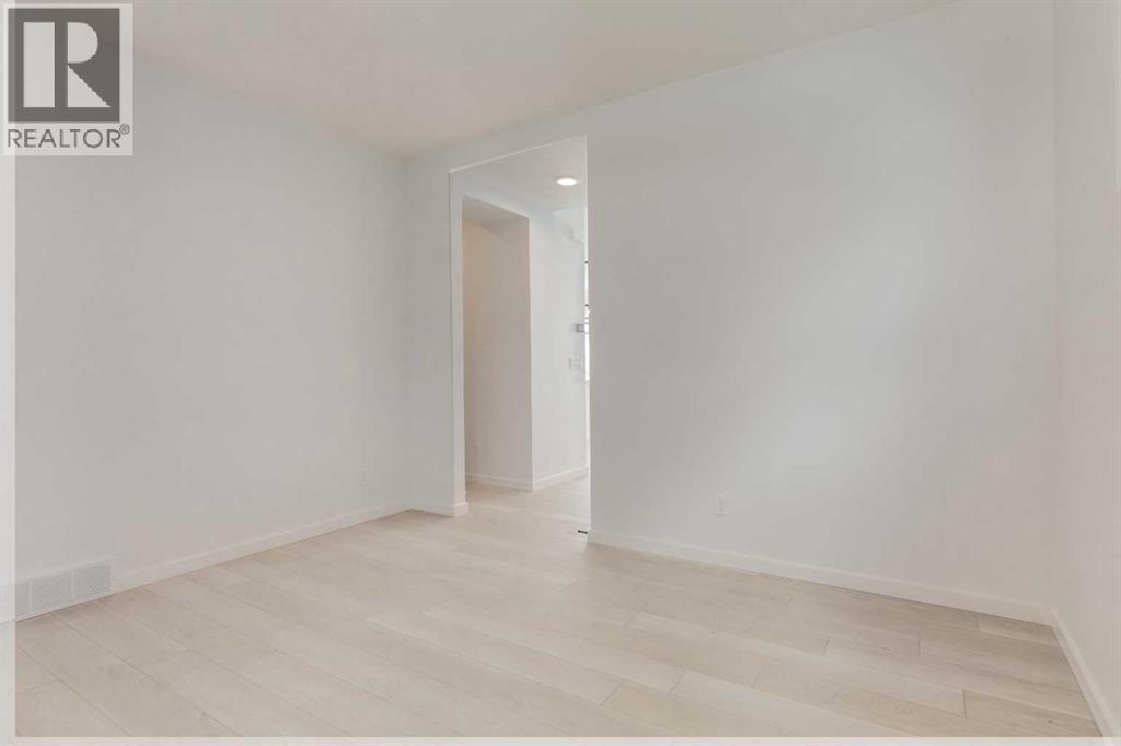 80 Lewisburg Close Ne, Calgary, Alberta  T3P 2N4 - Photo 10 - A2268523