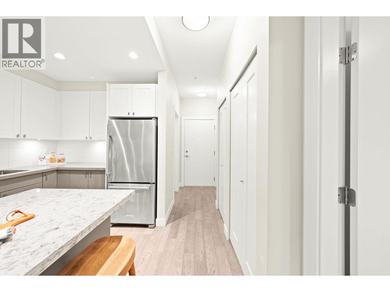 312 3399 Noel Drive, Burnaby, British Columbia  V3J 0G8 - Photo 14 - R3068039