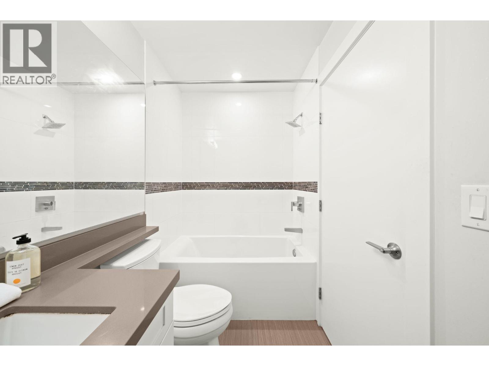 312 3399 Noel Drive, Burnaby, British Columbia  V3J 0G8 - Photo 18 - R3068039