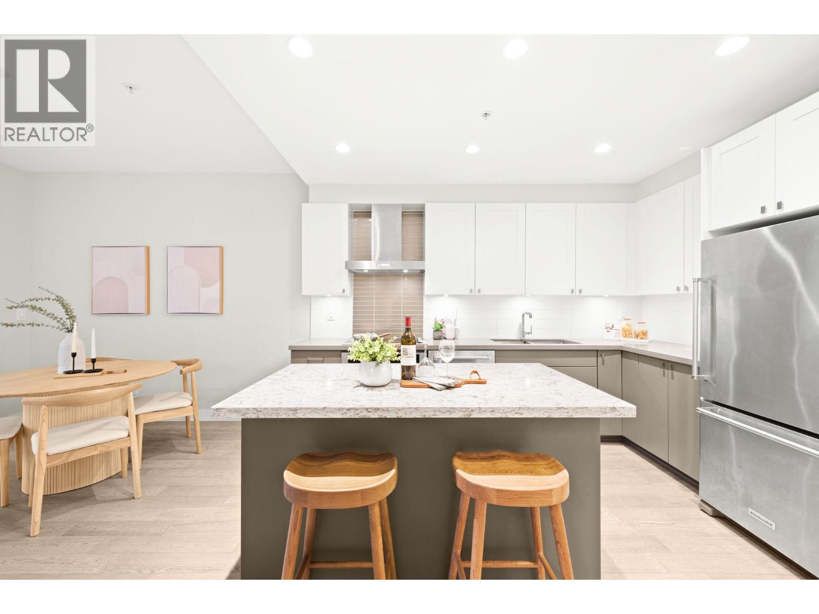 312 3399 Noel Drive, Burnaby, British Columbia  V3J 0G8 - Photo 9 - R3068039