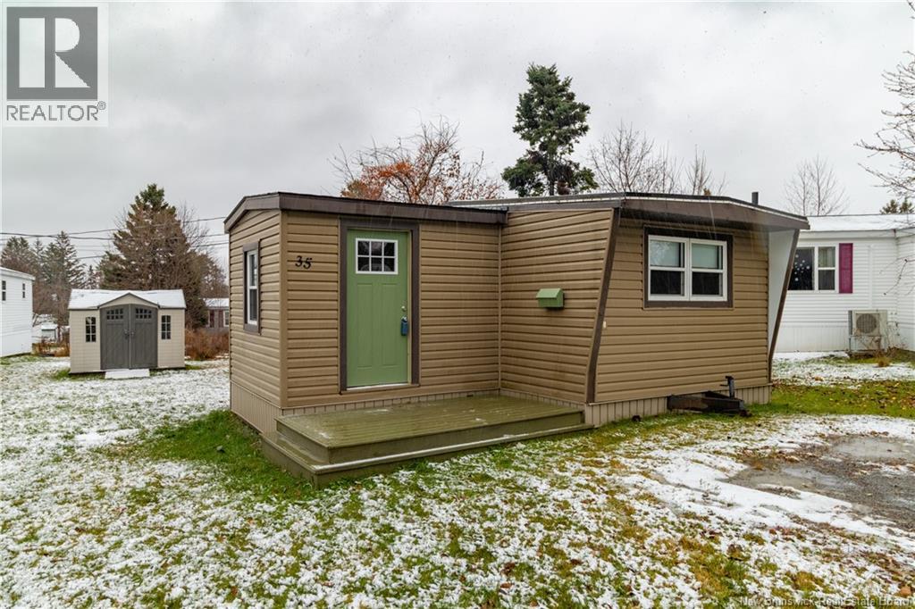 35 Kelly's Drive, Fredericton, New Brunswick  E3B 7R1 - Photo 3 - NB130204