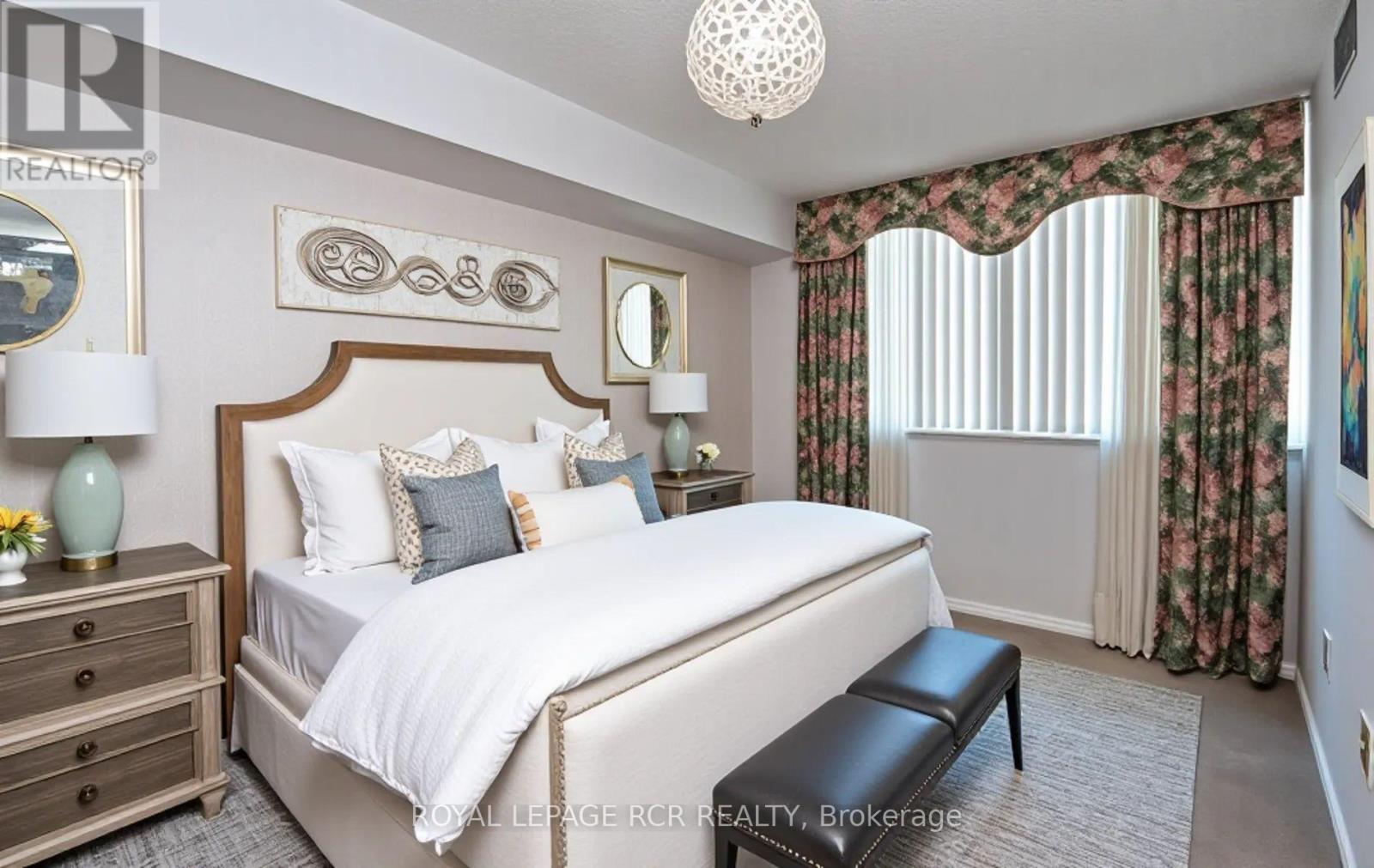 901 - 270 Davis Drive, Newmarket, Ontario  L3Y 8K2 - Photo 11 - N12447295