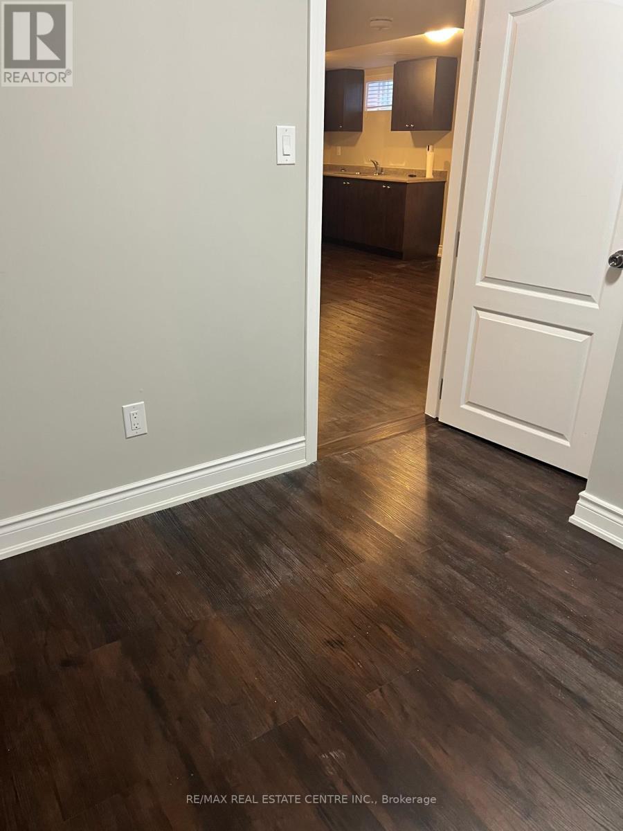 3153 Shadetree Drive, Mississauga, Ontario  L5N 6P3 - Photo 15 - W12466638