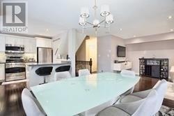 624 Mcconachie Common, Burlington, Ontario  L7L 0E1 - Photo 3 - W12552916