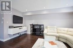 624 Mcconachie Common, Burlington, Ontario  L7L 0E1 - Photo 13 - W12552916