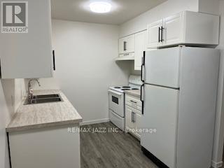 416 Gill Street, Orillia, Ontario  L3V 4K6 - Photo 8 - S12555286