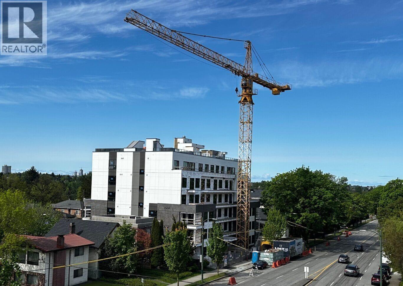 504 2268 E BROADWAY, Vancouver, British Columbia