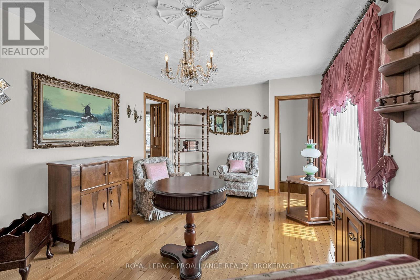 224 Danis Avenue, Cornwall, Ontario  K6H 5E7 - Photo 7 - X12555322