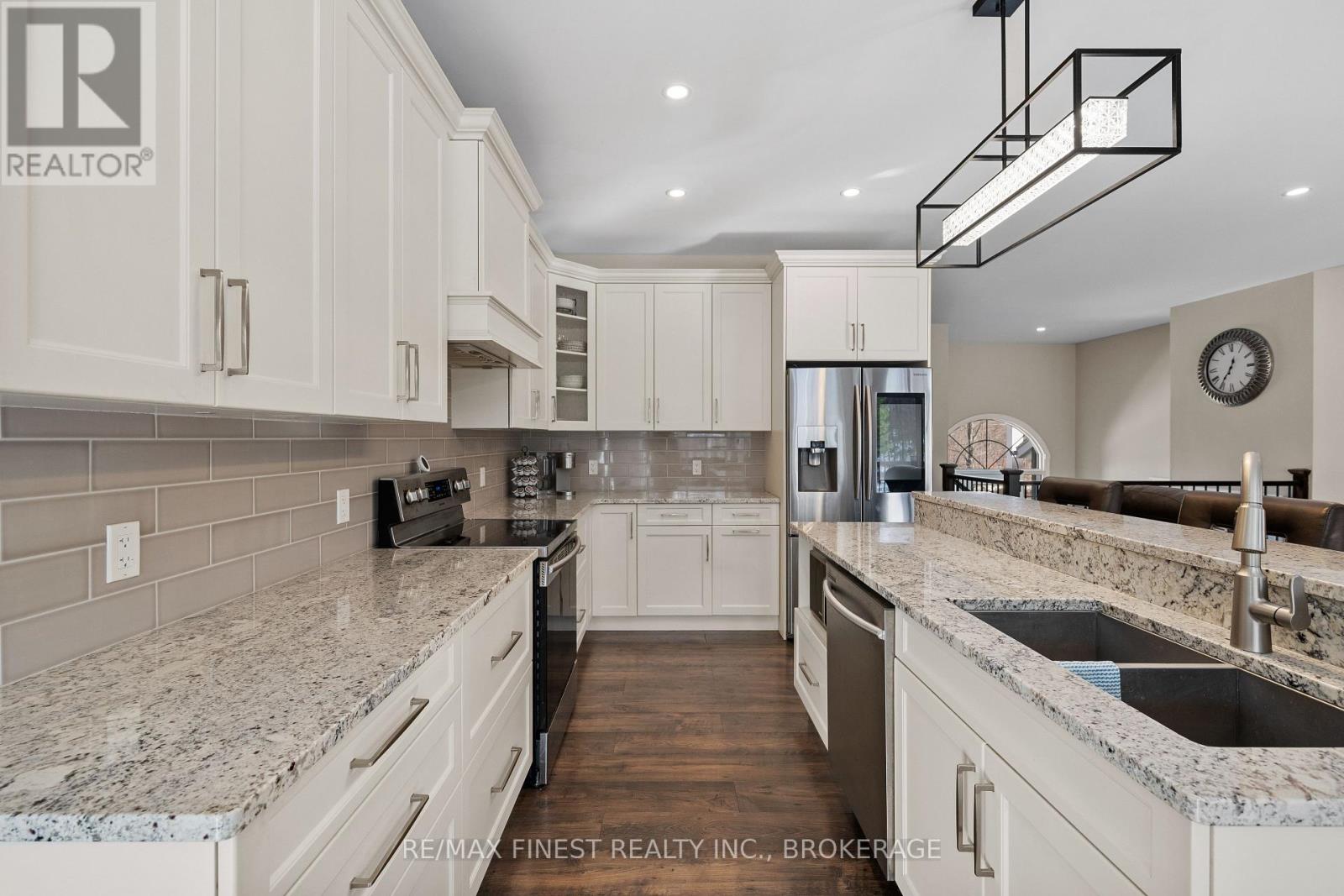 1557 Long Lake Road, Frontenac, Ontario  K0H 2K0 - Photo 10 - X12555400