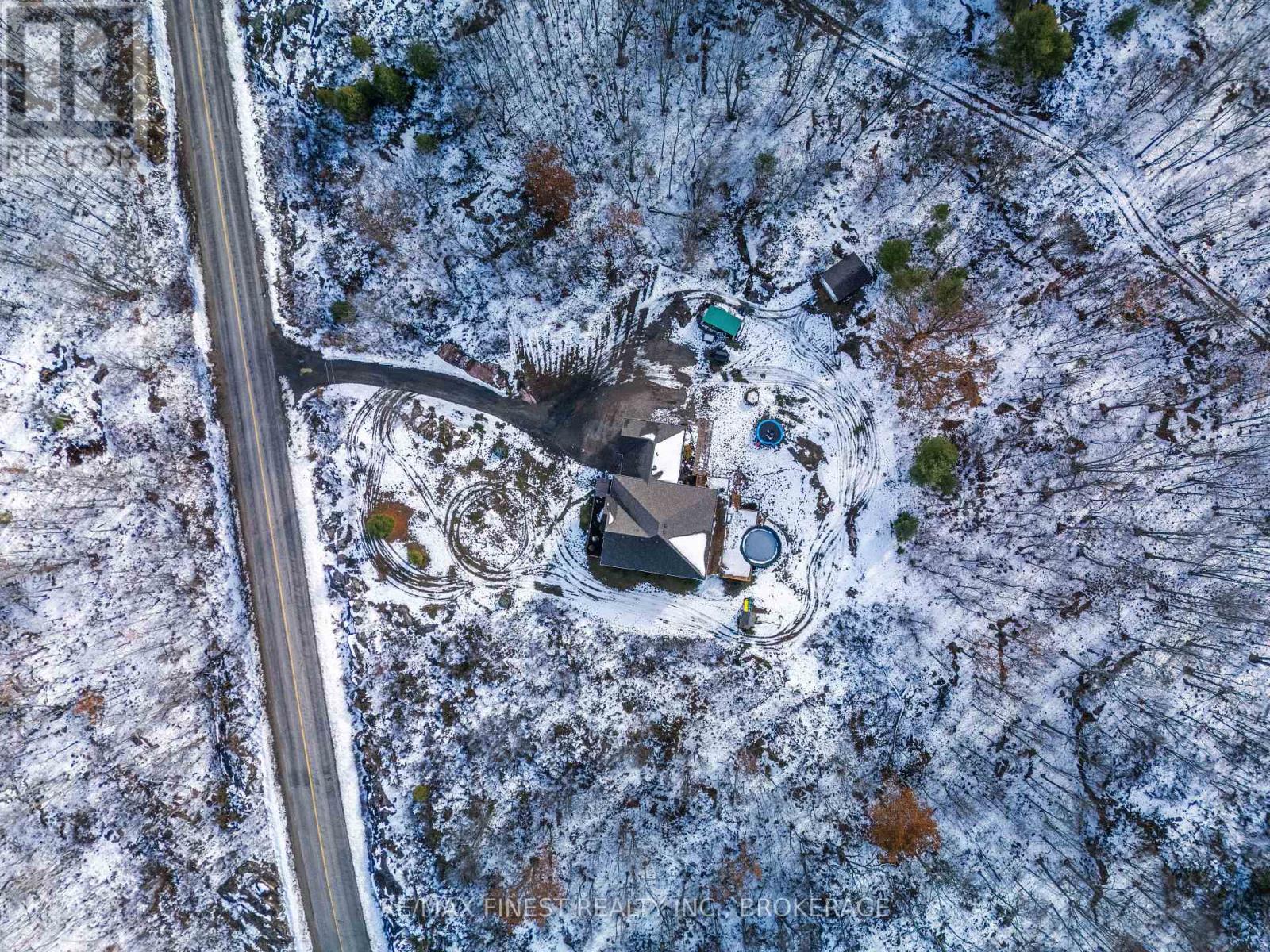 1557 Long Lake Road, Frontenac, Ontario  K0H 2K0 - Photo 41 - X12555400