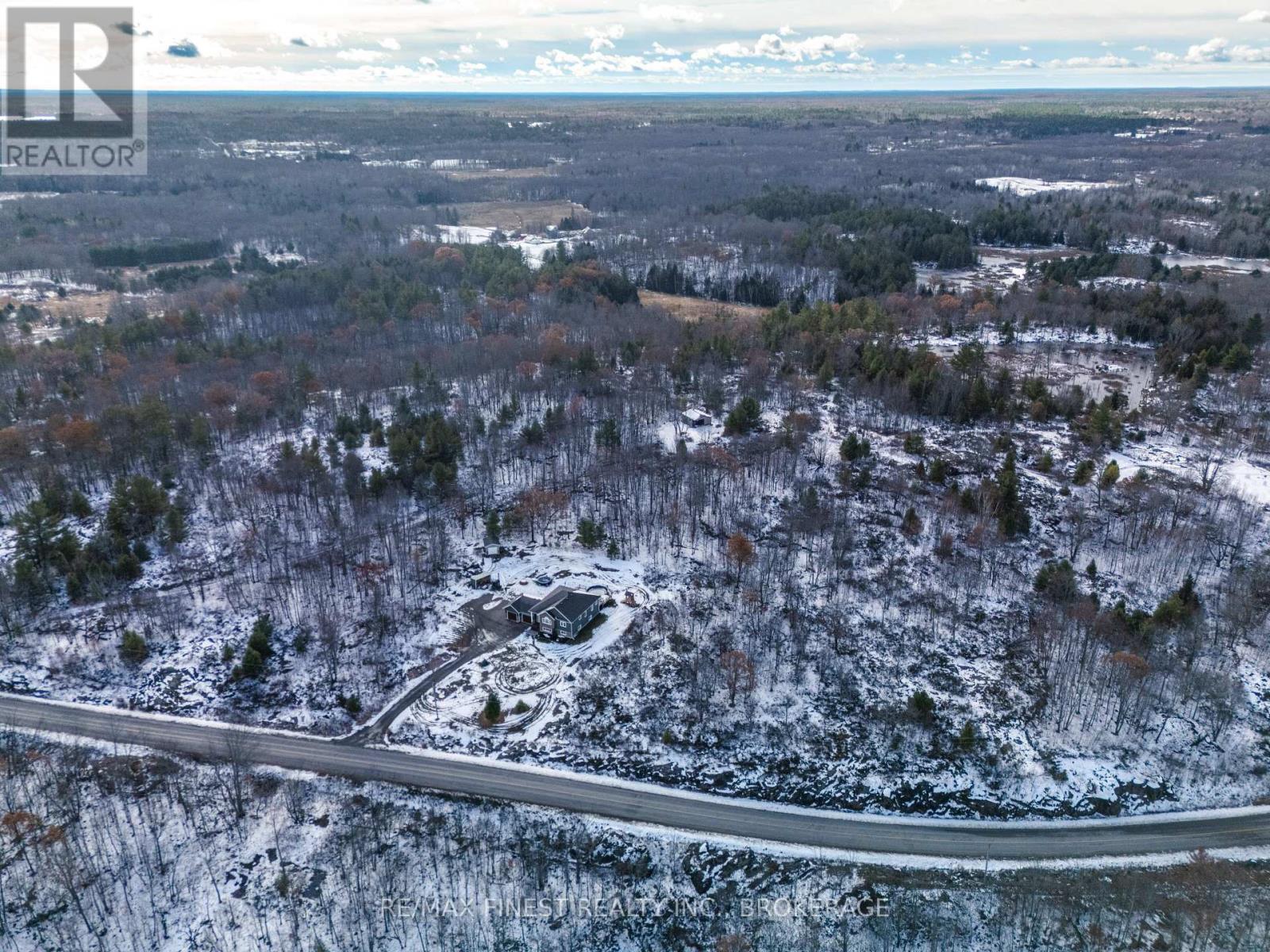 1557 Long Lake Road, Frontenac, Ontario  K0H 2K0 - Photo 42 - X12555400