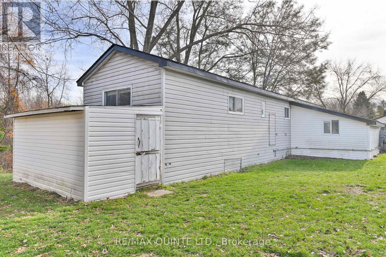 114 - 529 Old Highway 2, Quinte West, Ontario  K8V 5P5 - Photo 21 - X12555354