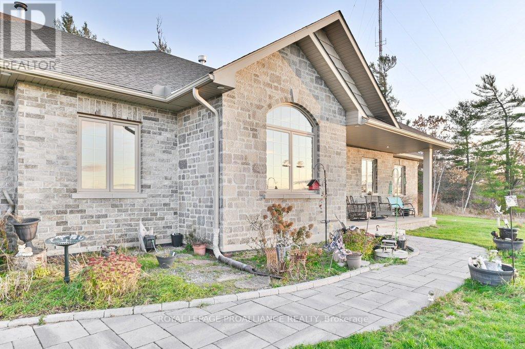 23 Oak Lake Road, Stirling-Rawdon (Stirling Ward), Ontario  K0K 3E0 - Photo 11 - X12555362