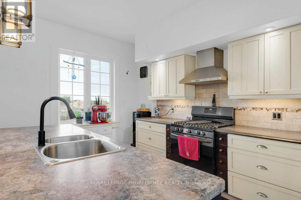 23 Oak Lake Road, Stirling-Rawdon (Stirling Ward), Ontario  K0K 3E0 - Photo 21 - X12555362