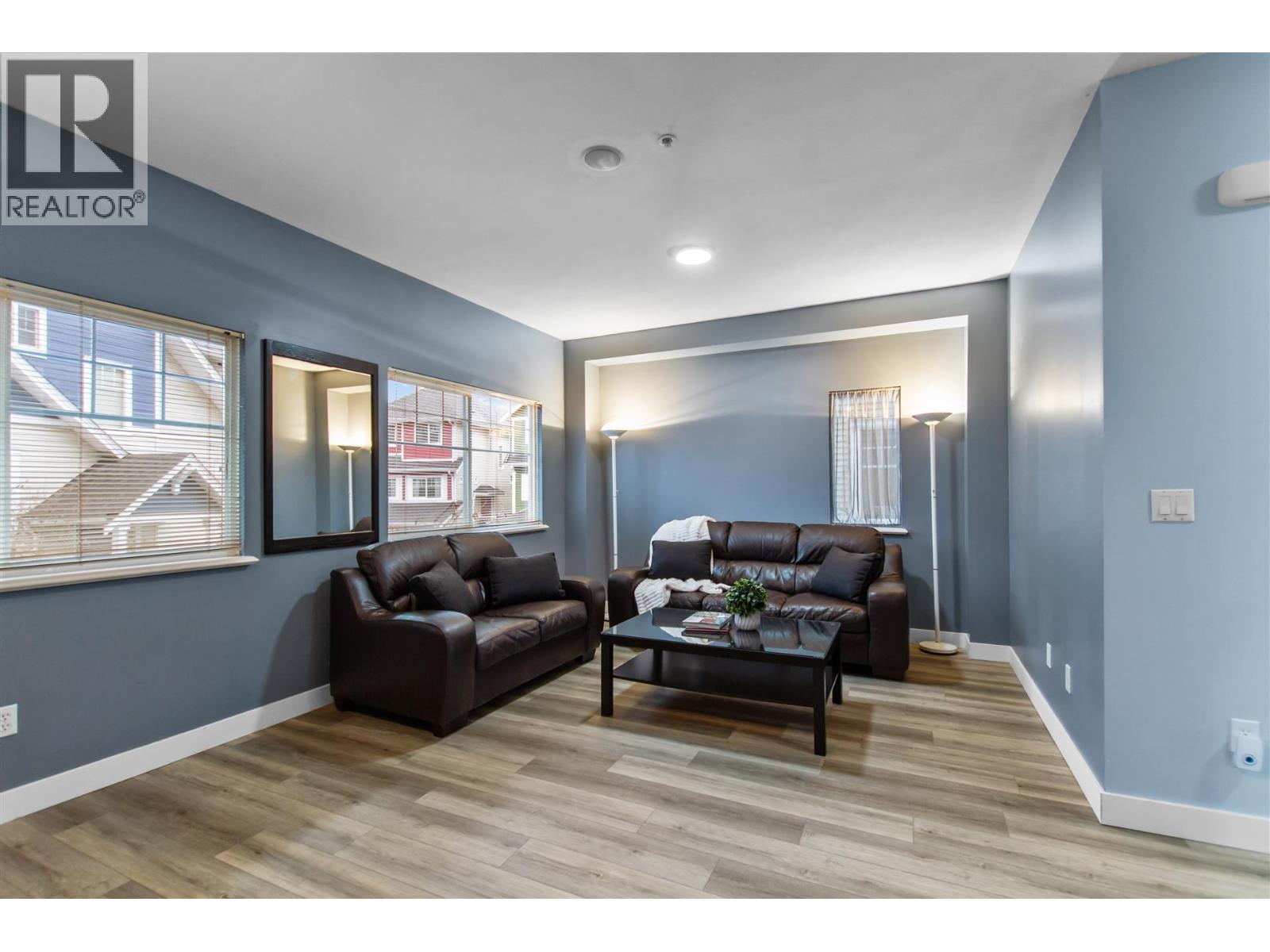 9 1108 Riverside Close, Port Coquitlam, British Columbia  V3B 8C2 - Photo 3 - R3067745