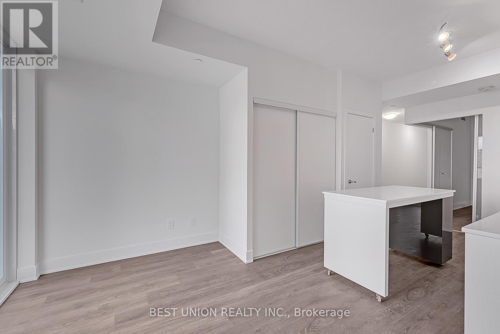 703 - 188 Fairview Mall Drive, Toronto, Ontario  M2J 4T1 - Photo 9 - C12555014