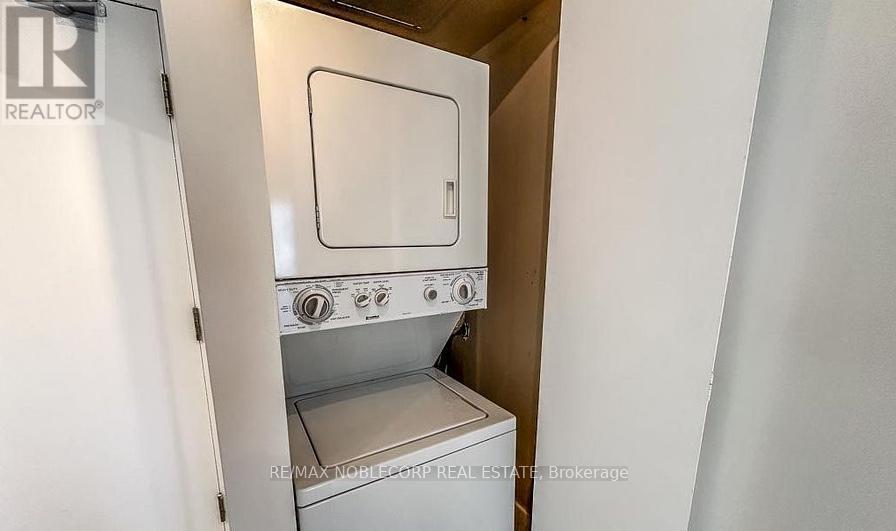 1010 - 25 Grenville Street, Toronto, Ontario  M4Y 2X5 - Photo 27 - C12555040