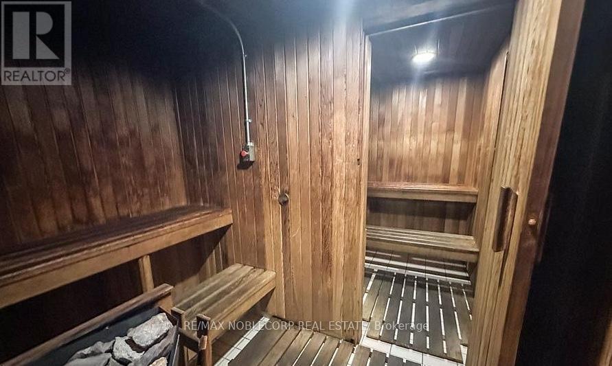 1010 - 25 Grenville Street, Toronto, Ontario  M4Y 2X5 - Photo 32 - C12555040