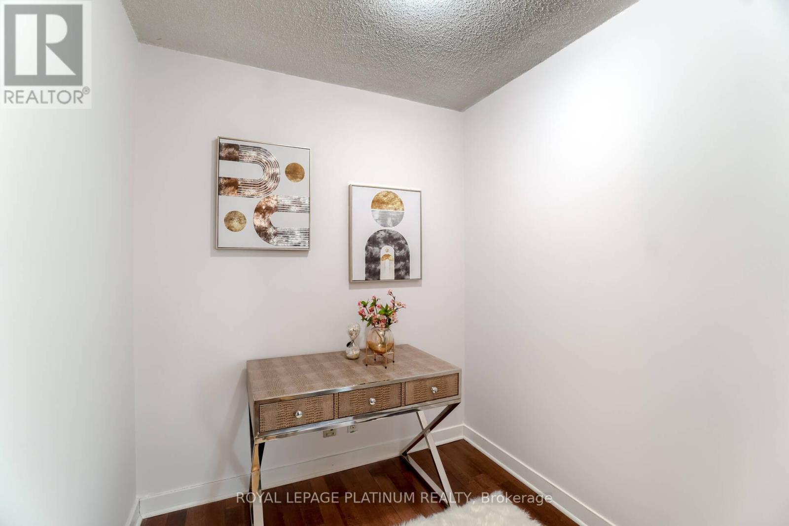 2309 - 397 Front Street W, Toronto, Ontario  M5V 3S1 - Photo 5 - C12555070