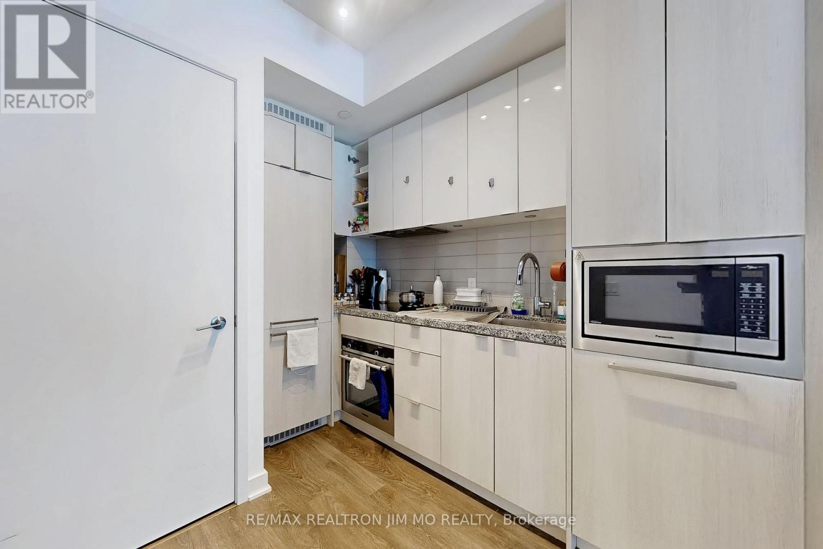 2907 - 125 Blue Jays Way, Toronto, Ontario  M5V 0N5 - Photo 8 - C12555086