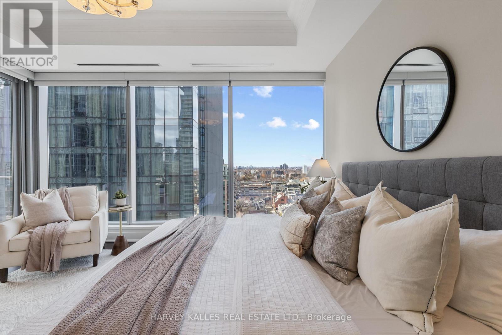 1805 - 55 Scollard Street, Toronto, Ontario  M5R 0A1 - Photo 17 - C12555126