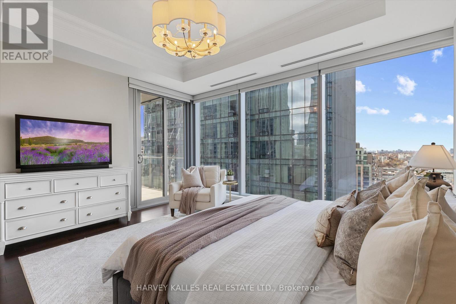 1805 - 55 Scollard Street, Toronto, Ontario  M5R 0A1 - Photo 18 - C12555126