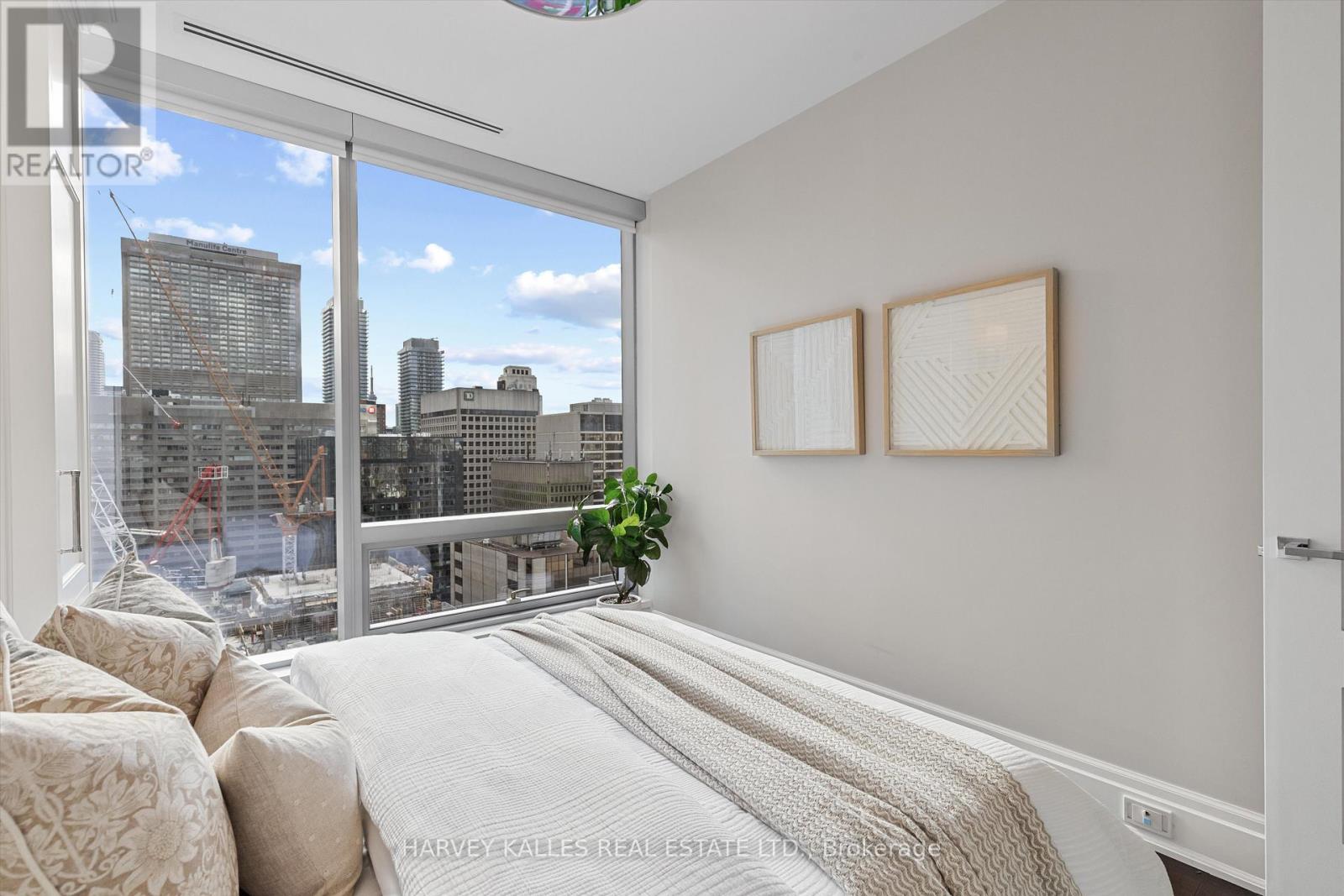 1805 - 55 Scollard Street, Toronto, Ontario  M5R 0A1 - Photo 24 - C12555126