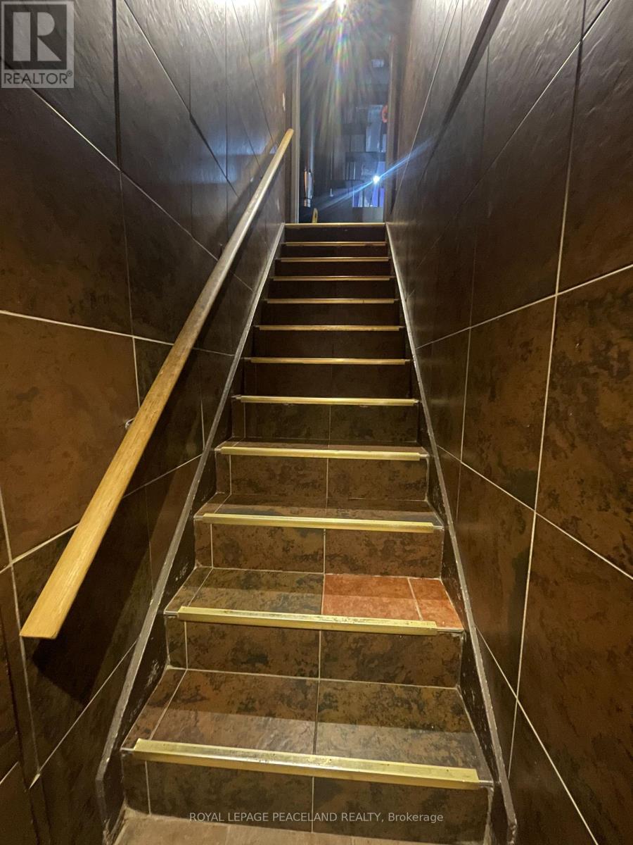 650 College Street, Toronto, Ontario  M6G 1B7 - Photo 12 - C12555130