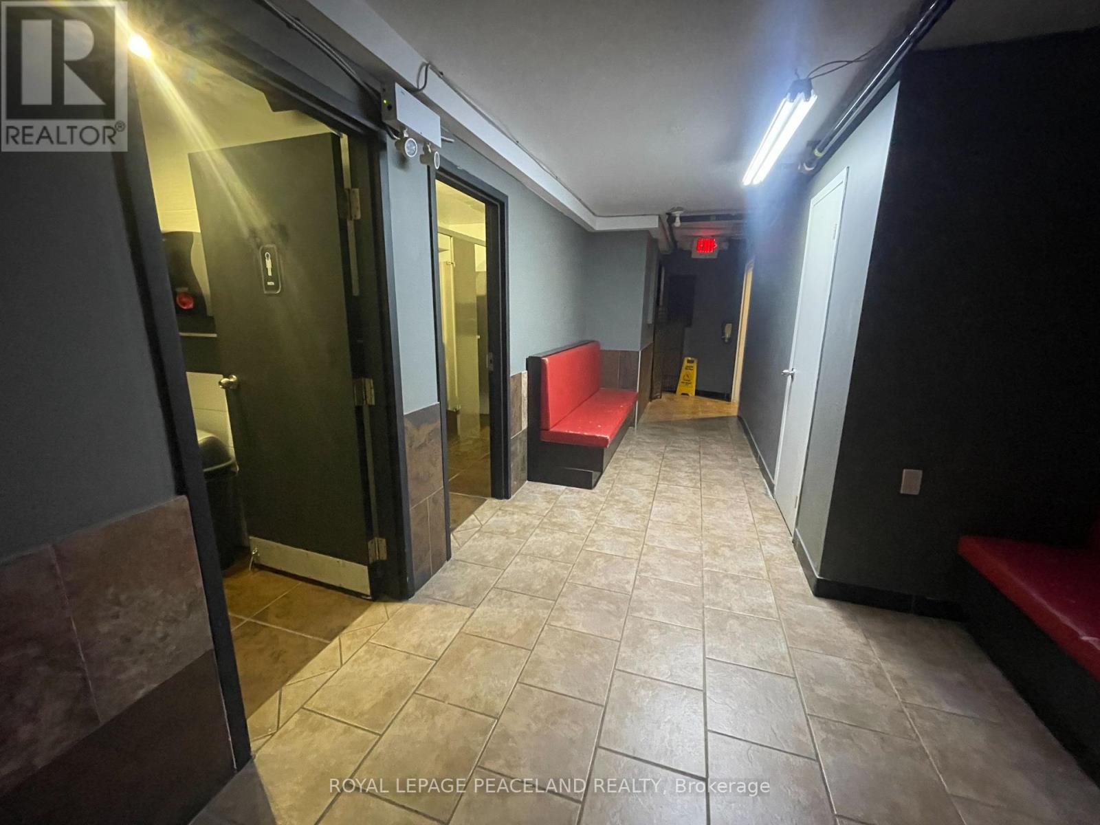 650 College Street, Toronto, Ontario  M6G 1B7 - Photo 13 - C12555130