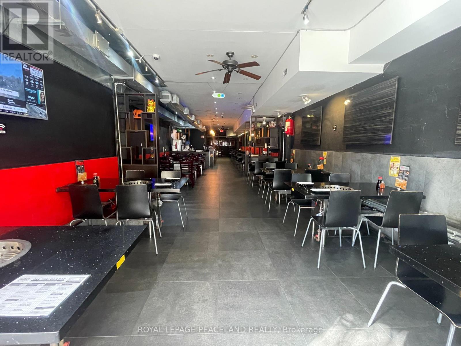 650 College Street, Toronto, Ontario  M6G 1B7 - Photo 3 - C12555130