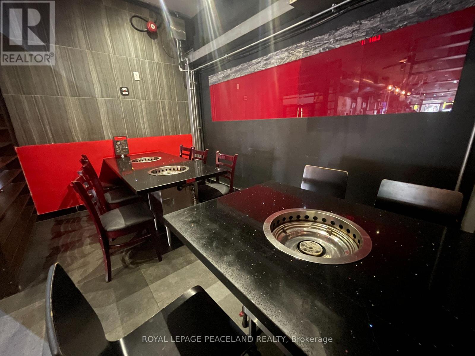 650 College Street, Toronto, Ontario  M6G 1B7 - Photo 8 - C12555130