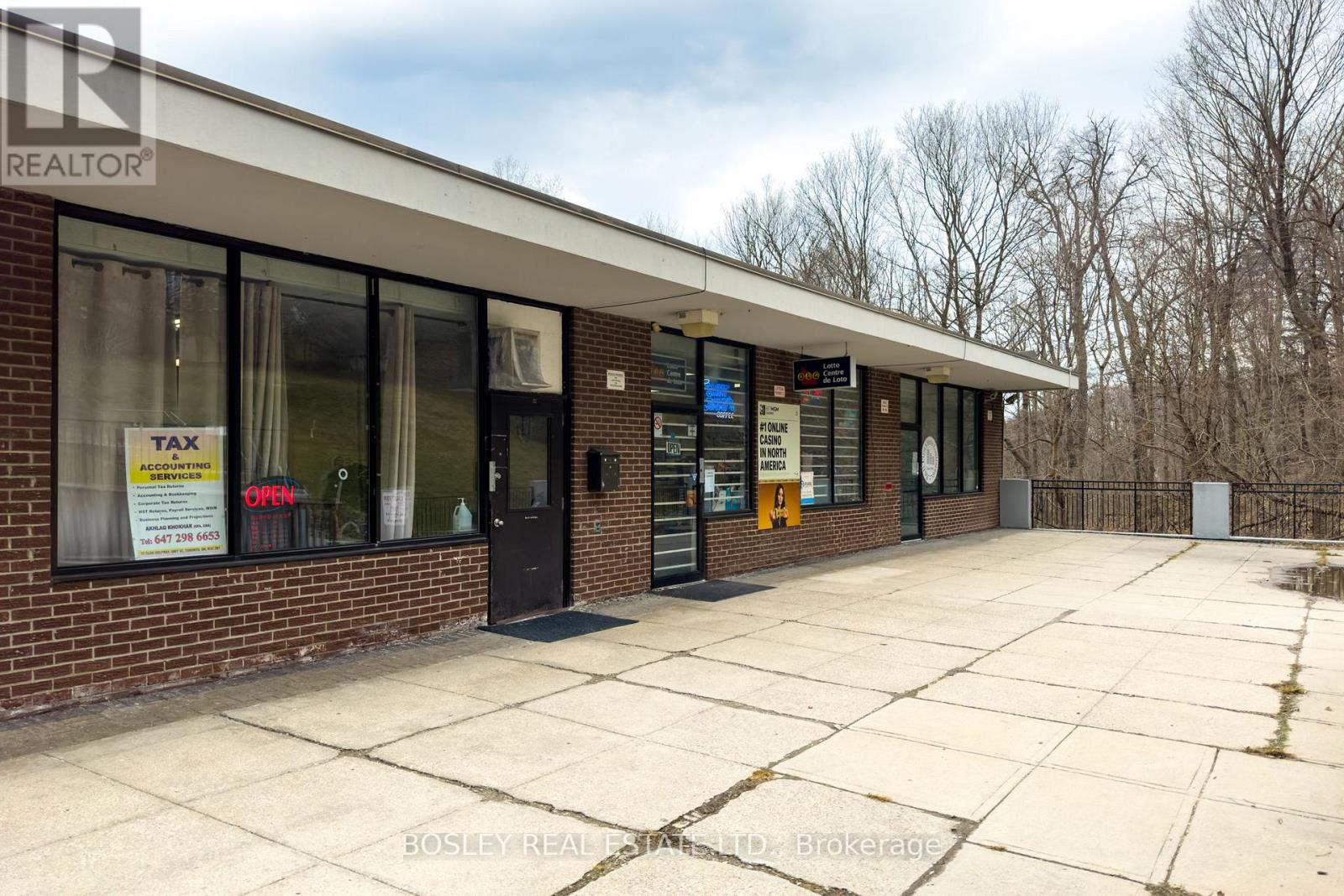 1411 - 10 Edgecliff Golfway, Toronto, Ontario  M3C 3A3 - Photo 49 - C12555148