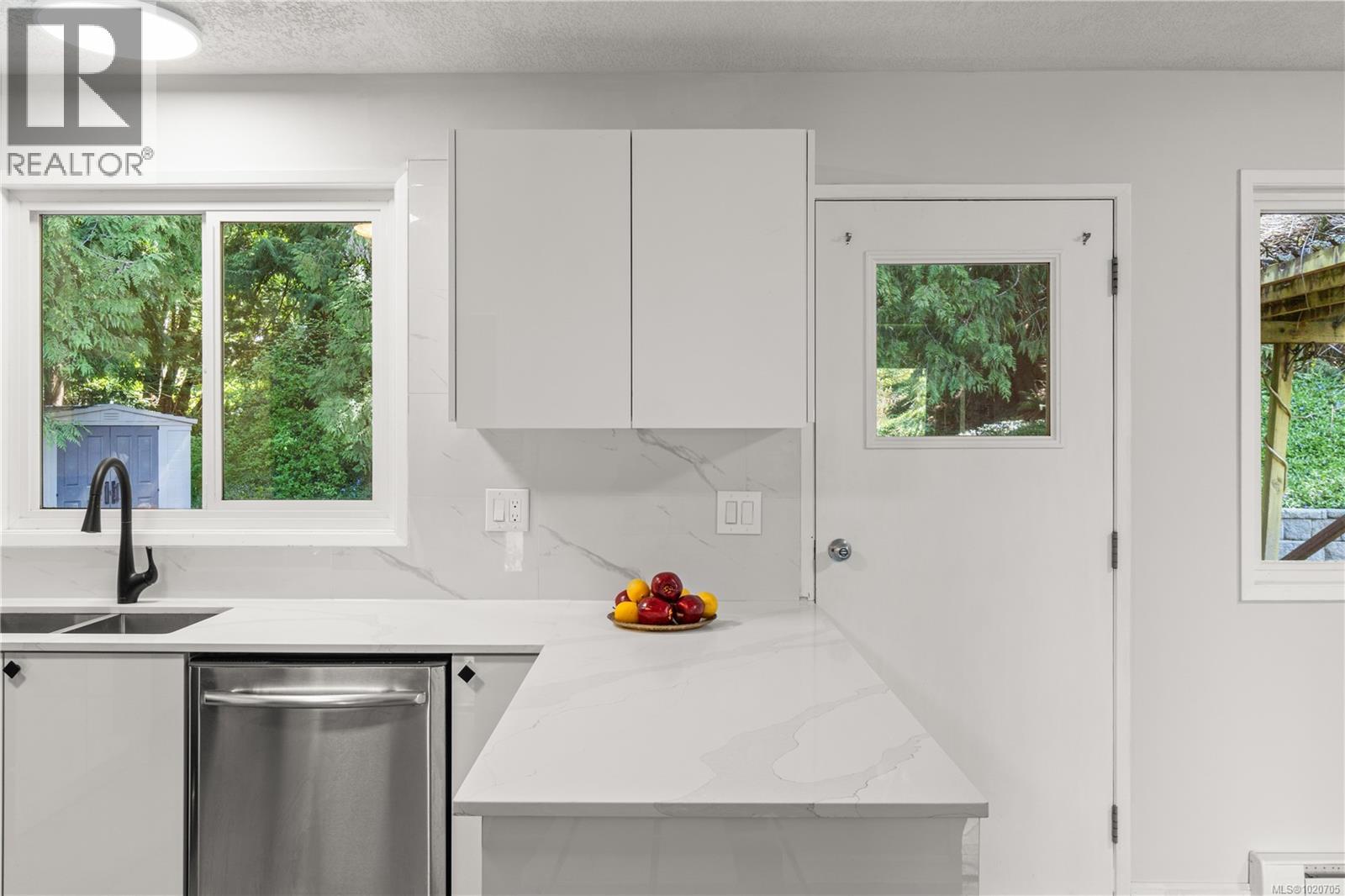 2749 Joanna Terr, Nanaimo, British Columbia  V9T 4V3 - Photo 11 - 1020705