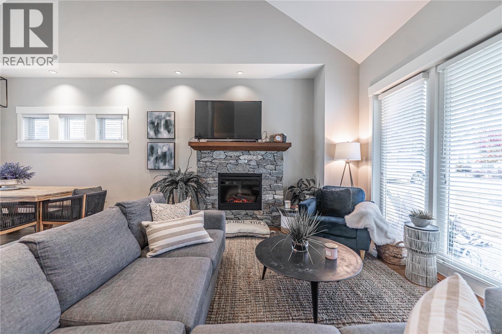 15 5251 Island Hwy W, Qualicum Beach, British Columbia V9K 2C1 - Photo 19 - 1020531