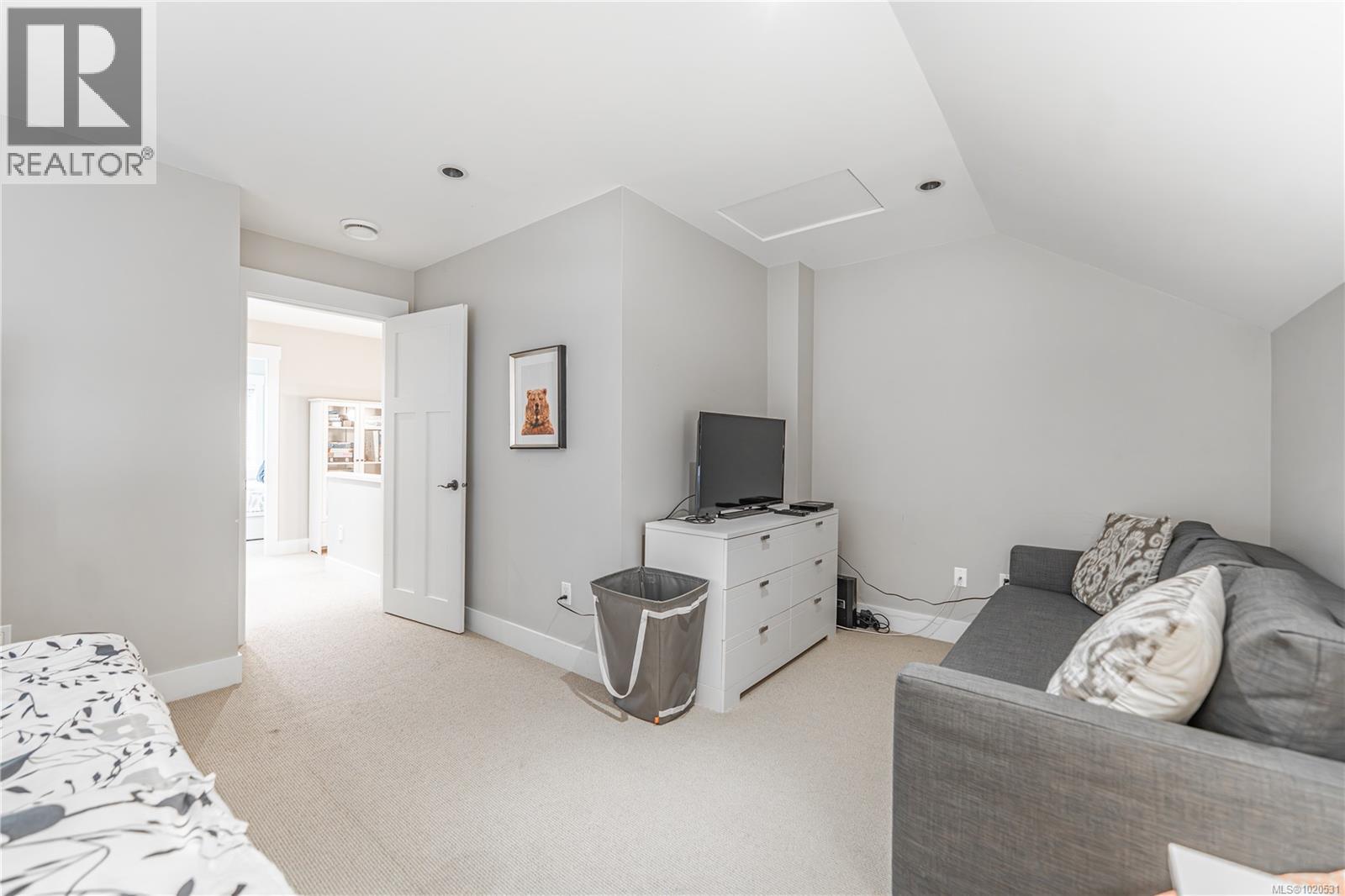 15 5251 Island Hwy W, Qualicum Beach, British Columbia V9K 2C1 - Photo 28 - 1020531