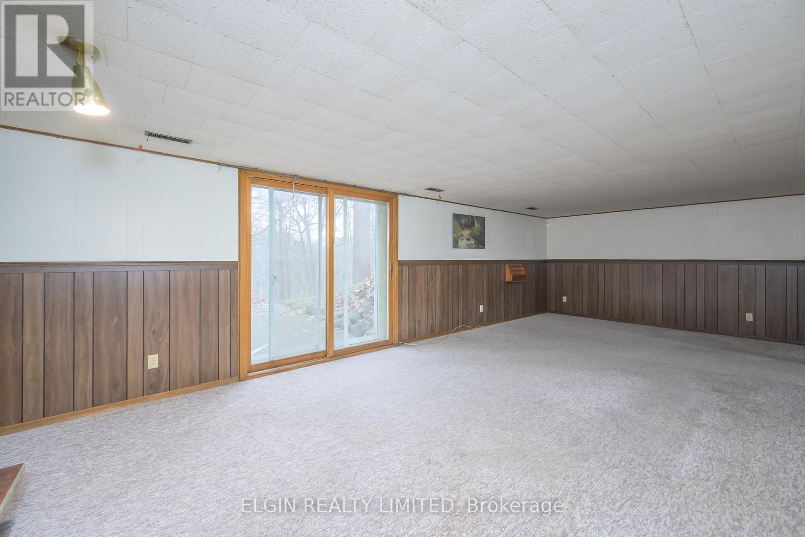 2 Oak Street, St. Thomas, Ontario  N5R 1R4 - Photo 18 - X12555188