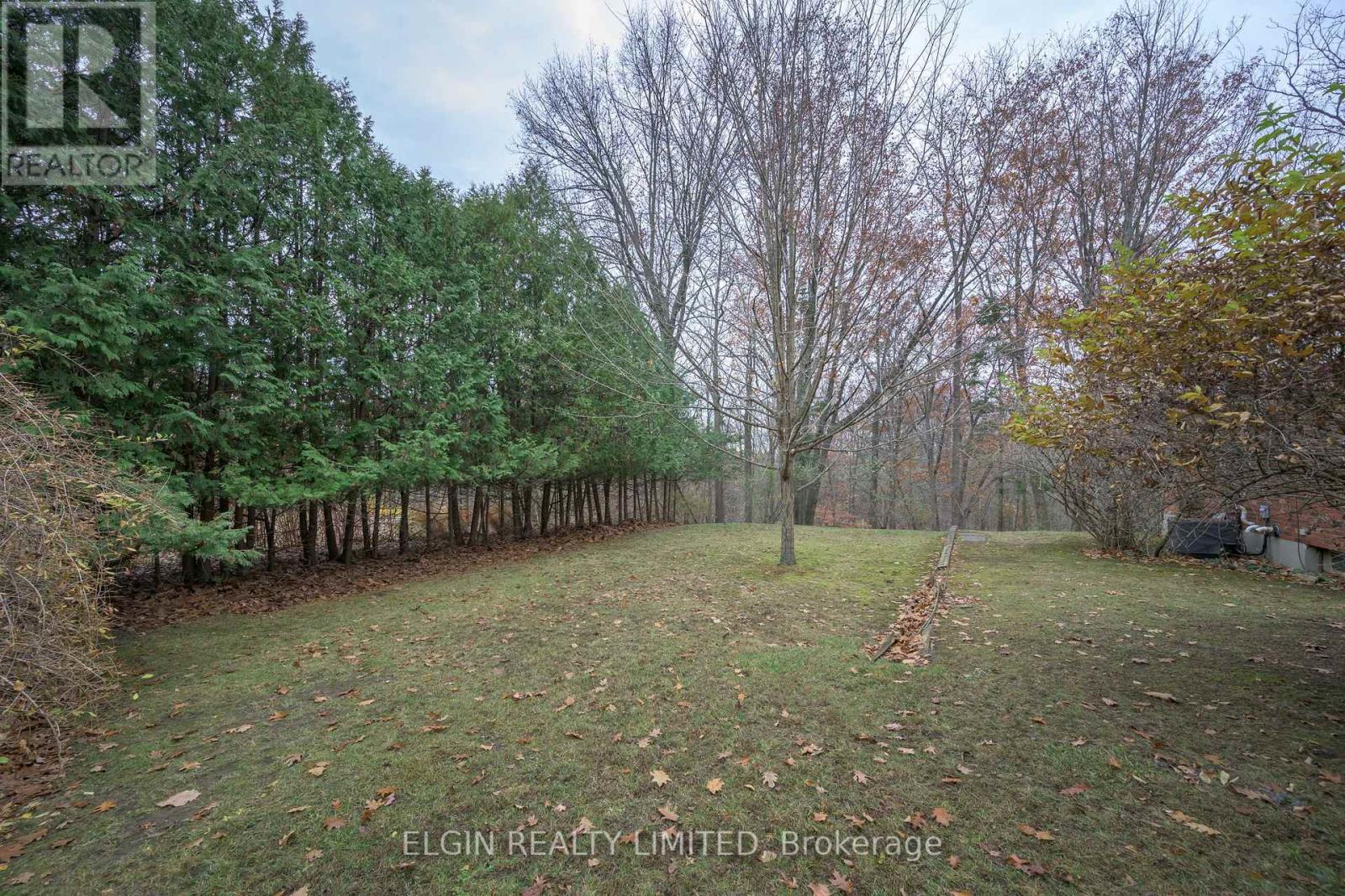 2 Oak Street, St. Thomas, Ontario  N5R 1R4 - Photo 26 - X12555188