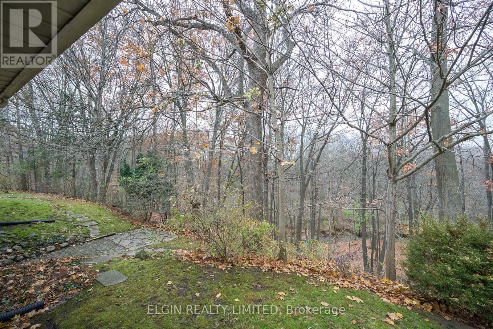 2 Oak Street, St. Thomas, Ontario  N5R 1R4 - Photo 29 - X12555188