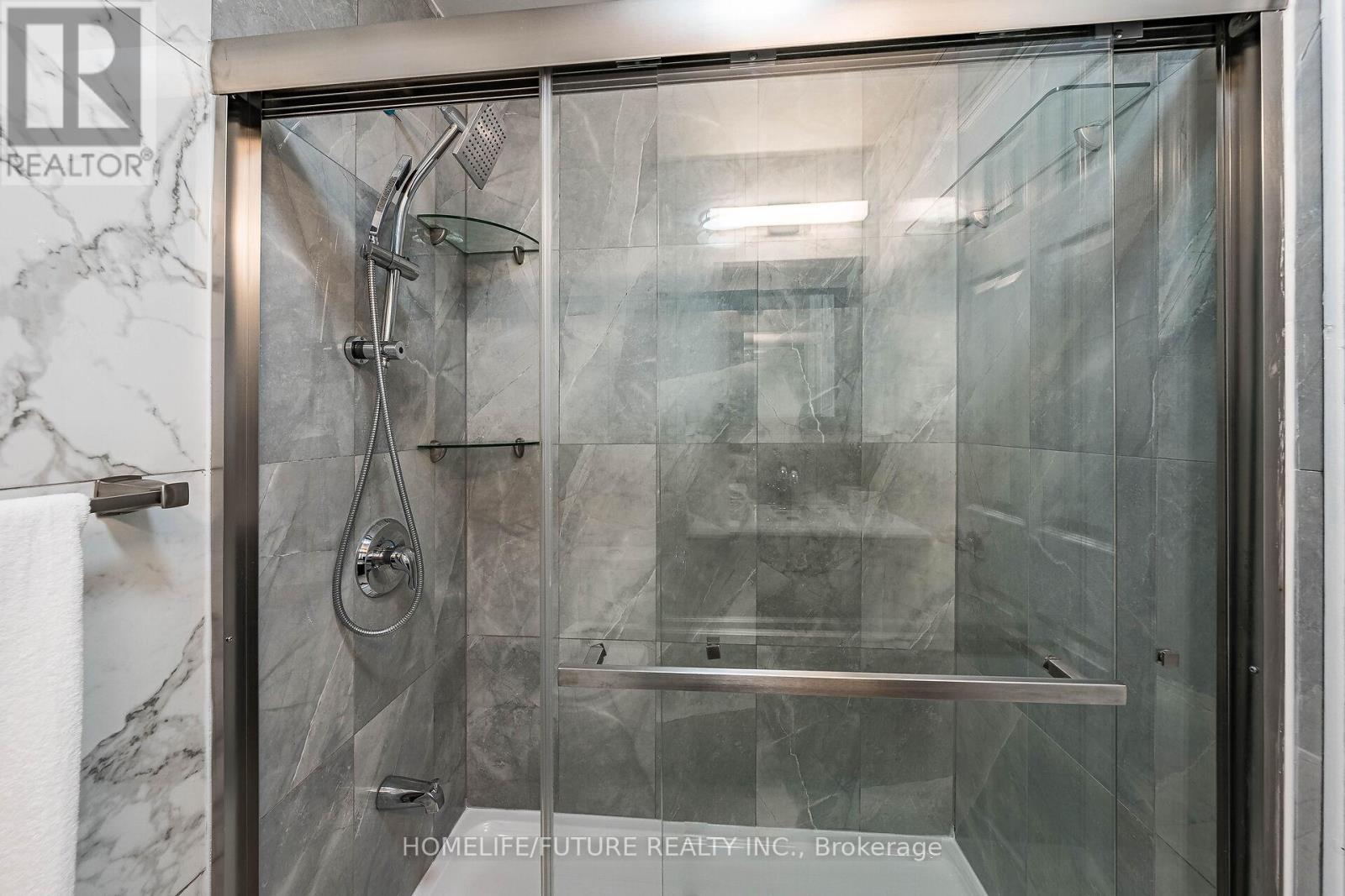 16 Mcqueen Crescent, Ajax, Ontario  L1T 4Y8 - Photo 33 - E12555056