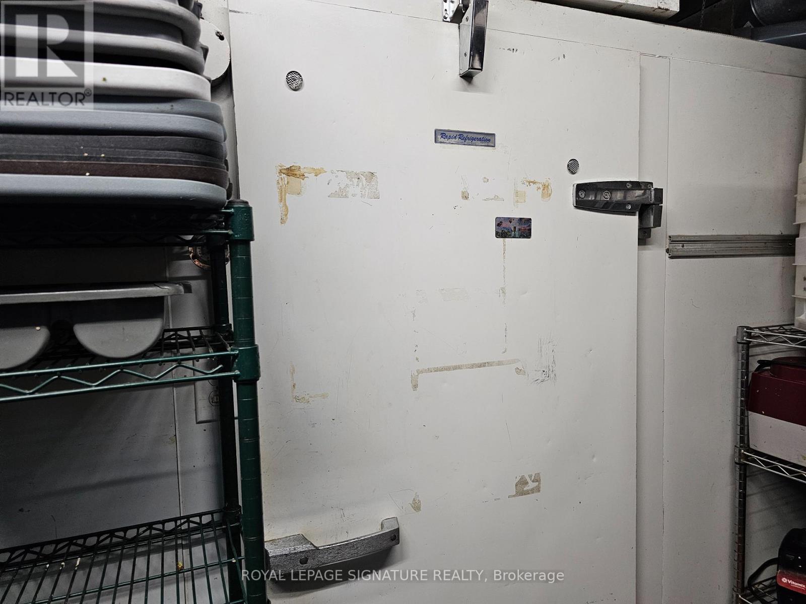 780 Queen Street E, Toronto, Ontario  M4M 1H4 - Photo 18 - E12555100