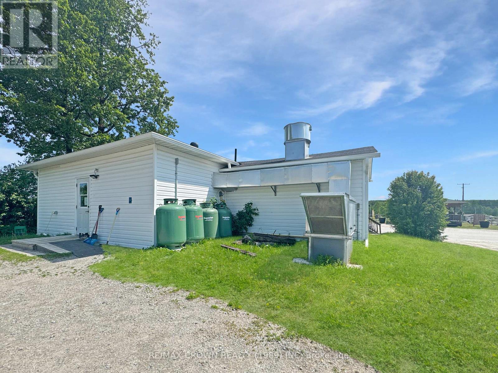 113 Front Street, Hornepayne, Ontario  P0M 1Z0 - Photo 5 - X12555302