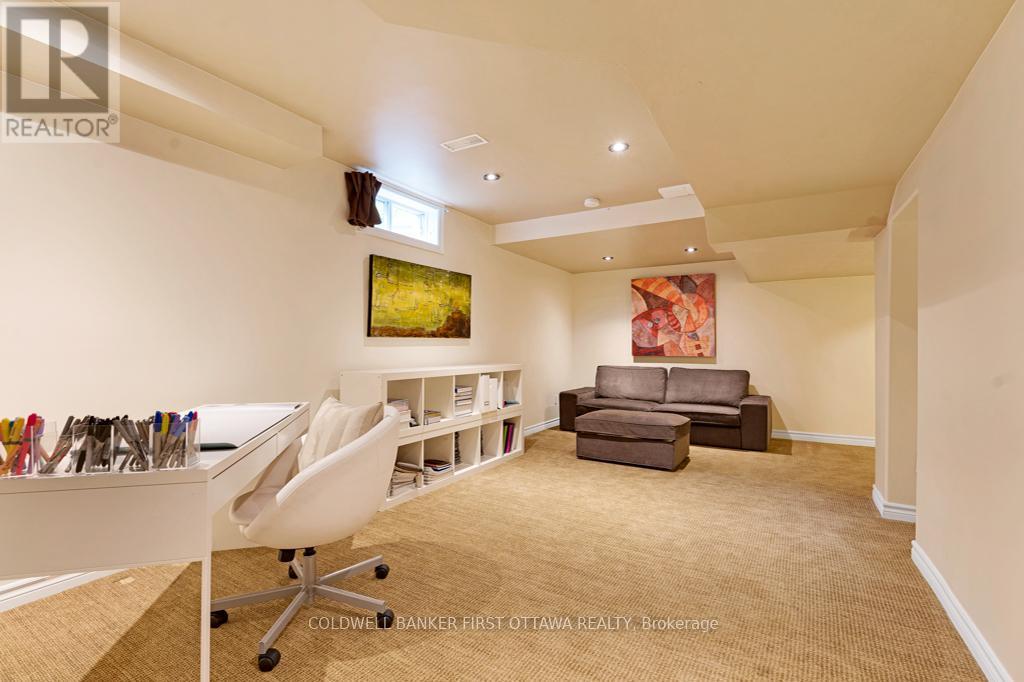 5525 Pettapiece Crescent, Ottawa, Ontario  K4M 1C6 - Photo 38 - X12555168