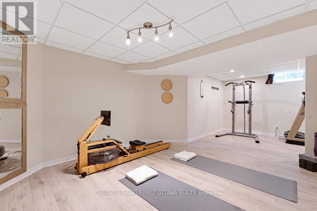 5525 Pettapiece Crescent, Ottawa, Ontario  K4M 1C6 - Photo 39 - X12555168