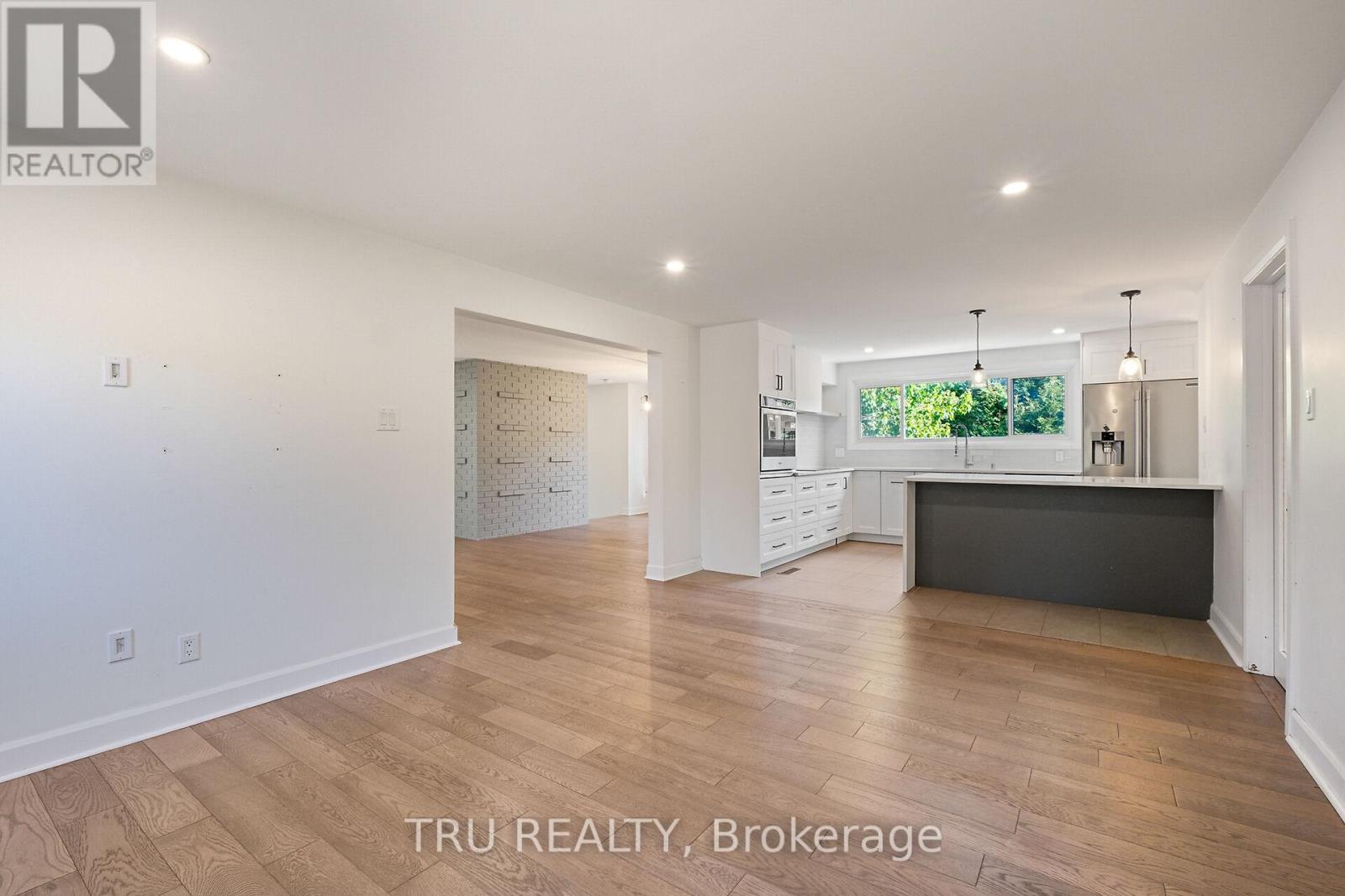 12 Apache Crescent, Ottawa, Ontario  K2E 6H7 - Photo 13 - X12555196