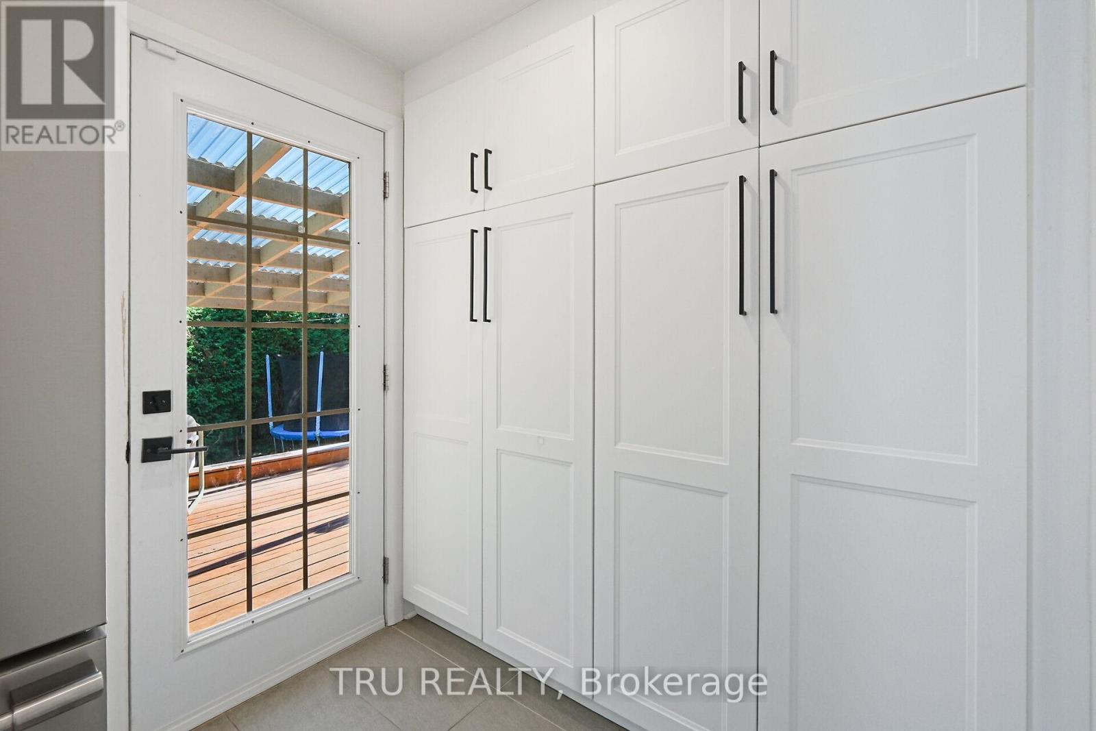 12 Apache Crescent, Ottawa, Ontario  K2E 6H7 - Photo 24 - X12555196