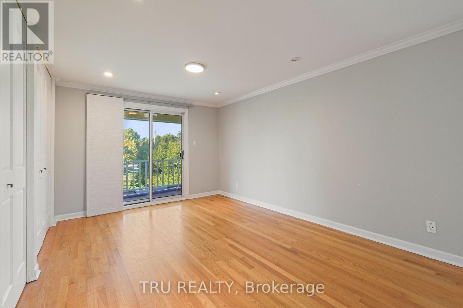 12 Apache Crescent, Ottawa, Ontario  K2E 6H7 - Photo 27 - X12555196