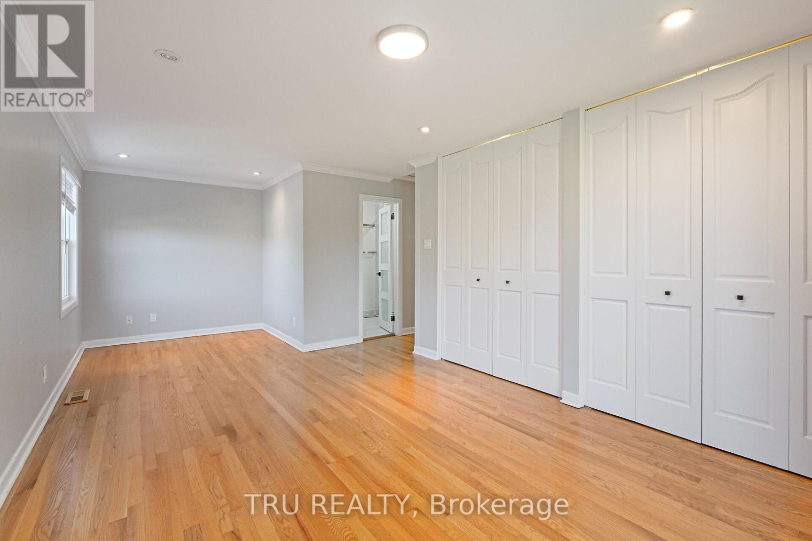 12 Apache Crescent, Ottawa, Ontario  K2E 6H7 - Photo 29 - X12555196